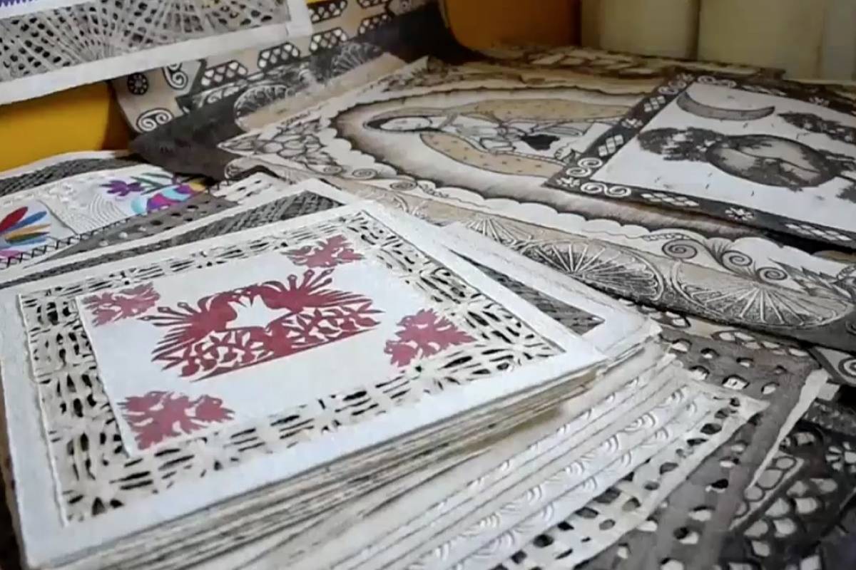 El arte del papel amate en San Pablito y el Pueblo Mágico de Pahuatlán ...