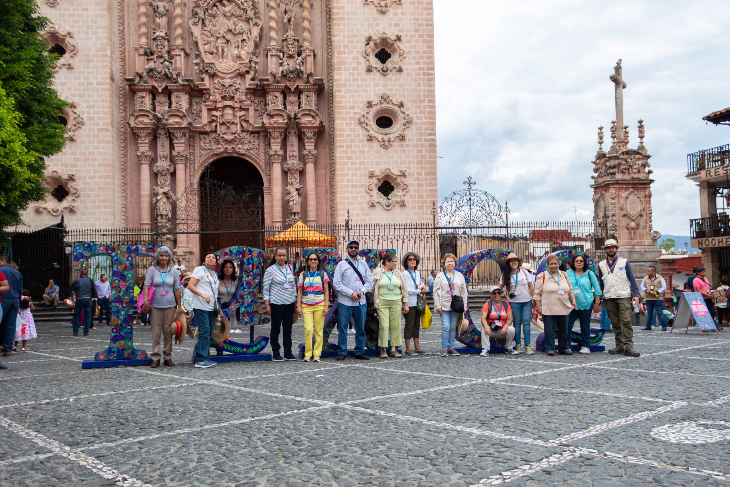 Recorrido Cultural por el pueblo de Taxco de Alarcón en Guerrero con el Historiador Daniel Alcalá